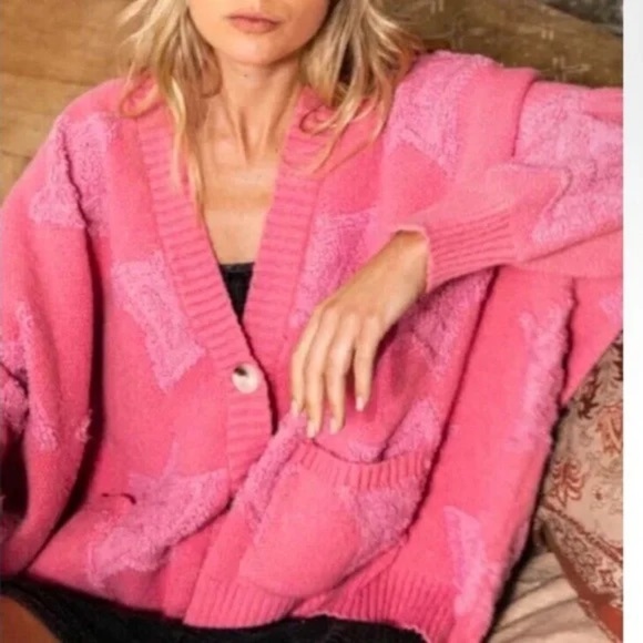 BUCKETLIST Pink Star Cardigan Sweater - Picture 1 of 6